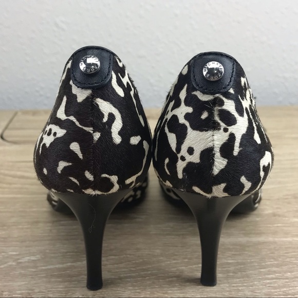 MICHAEL Michael Kors Printed Haircalf Pumps Sz 6M - Picture 3 of 8